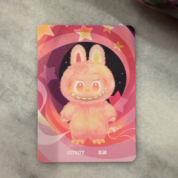 Big Into Energy -Loyalty Labubu, Pop Mart - Picture 2 of 5